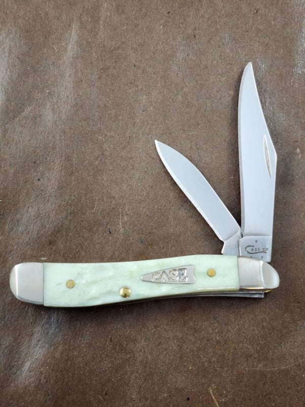 Case Peanut 6220 SS Mint Green Jigged Bone knives for sale