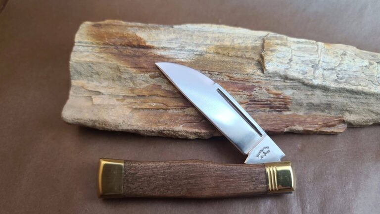 Trestle Pine Gunflint Old Growth Ash knives for sale