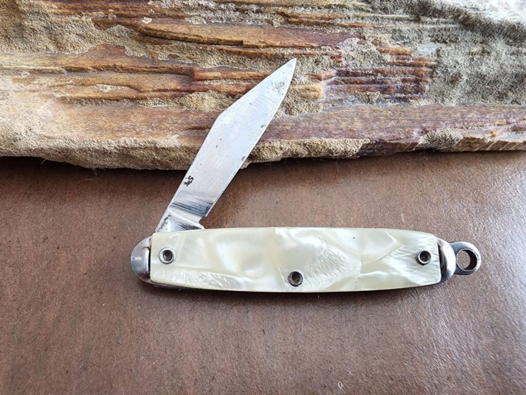 Vintage Synt. MOP USA Made 2.5" OAL knives for sale