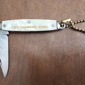 Two Harbors Vintage Advertising USA Made 2.5" OAL knives for sale