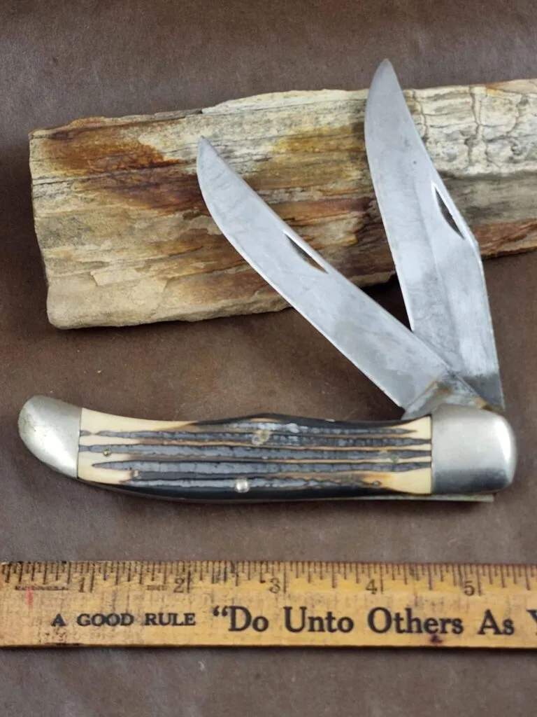 Queen Jumbo Trapper Heavily USED knives for sale