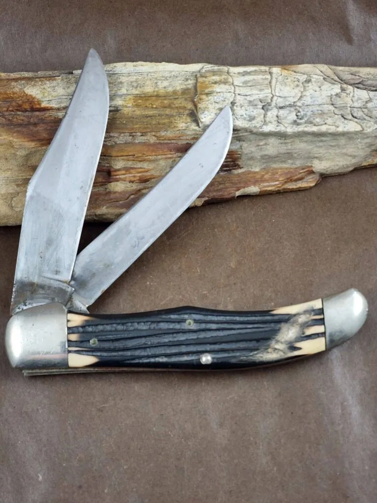 Queen Jumbo Trapper Heavily USED knives for sale