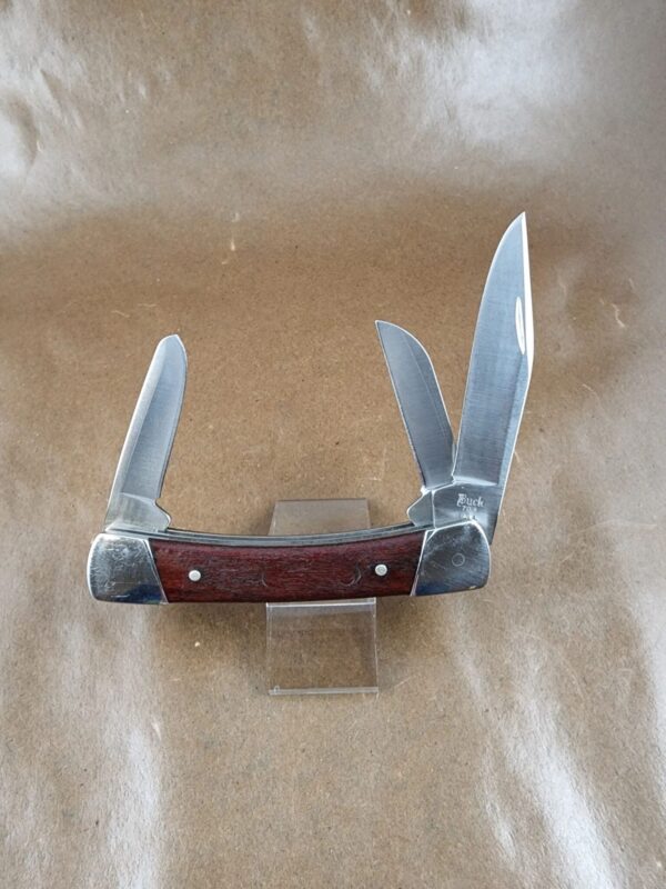 Pre-Owned Buck 703 Colt knives for sale