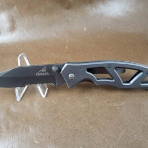 Gerber Para Frame Lock 3 1/4" blade new, no box knives for sale