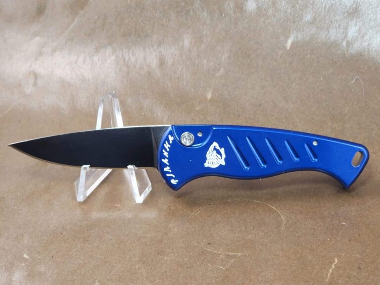 Piranha Fingerling "Blue" Plain 154CM Mirror Polished Blade knives for sale