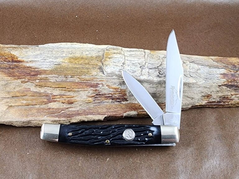 Remington 2 Blade Folder knives for sale