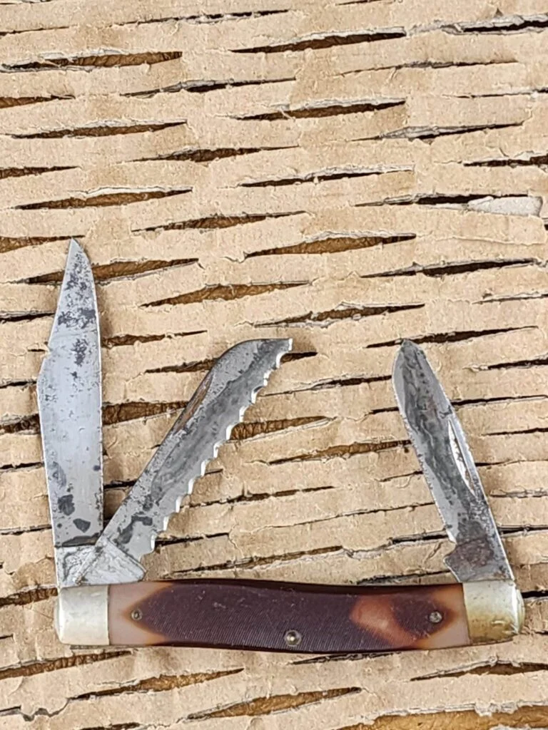 Vintage Schrade Old Timer USA 890T knives for sale