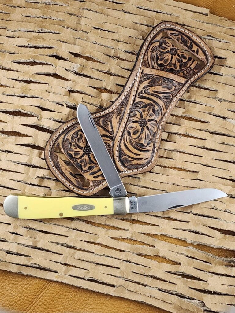 Vintage USA Case XX Yellow 3254 CV 10 Dot Large Trapper Knife with beautiful Leather Sheath knives for sale
