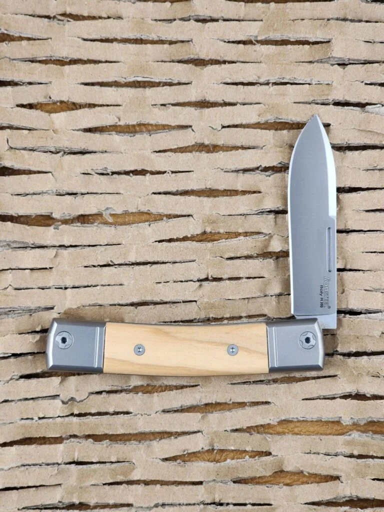 Heavy Duty Jumbo Steak Knife With Wooden Handle - 5 - LionsDeal