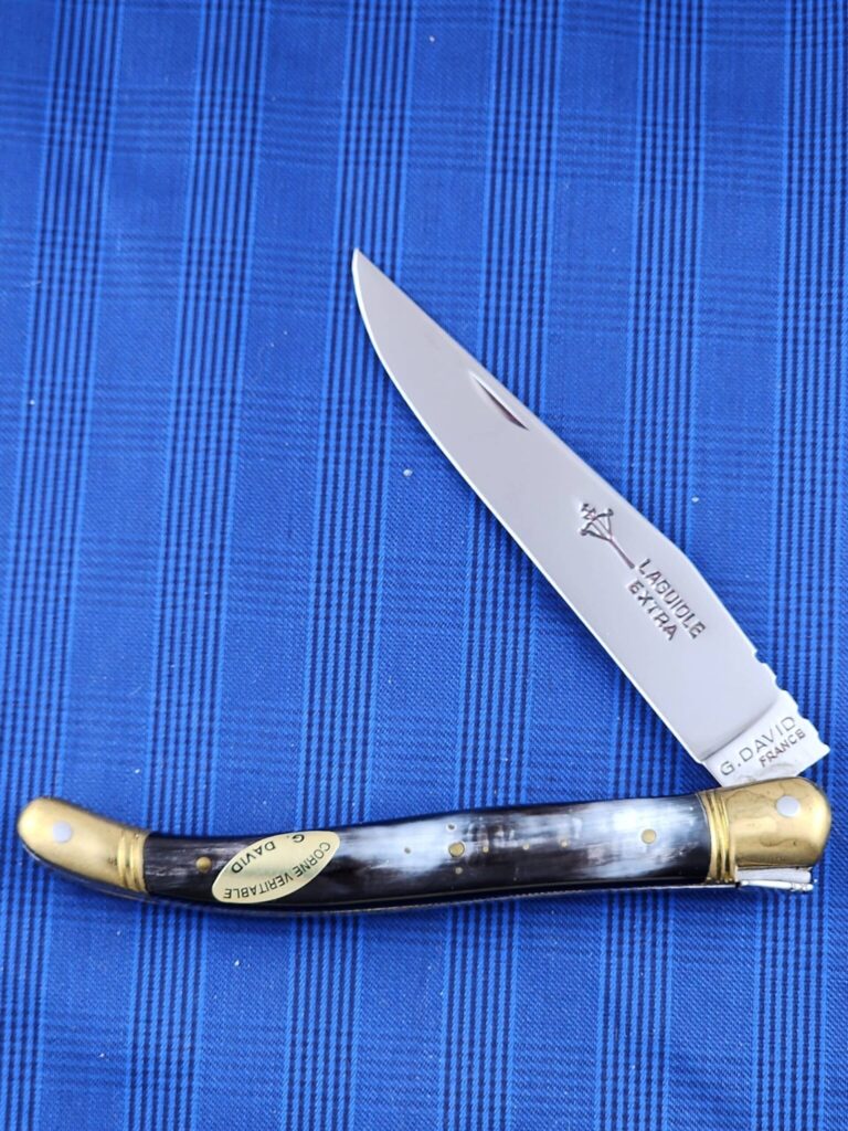 Laguiole Extra in Buffalo Horn 12C27 by G. David.  Vintage knives for sale