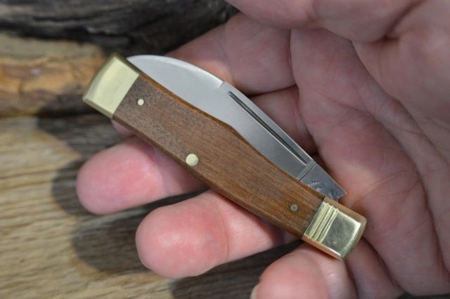Trestle Pine Gunflint Old Growth Yellow Birch B3 knives for sale