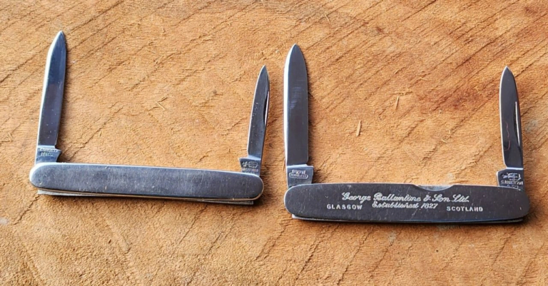 Pair of Vintage Scheffield Folding Knives knives for sale