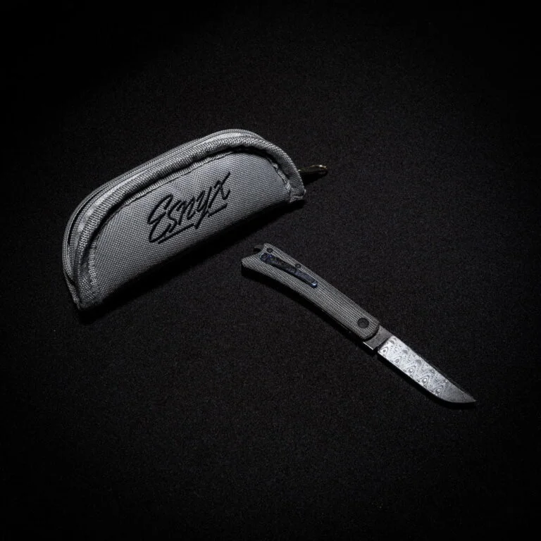 Esnyx BEER BUSTER JR. FRONT FLIPPER Damasteel Etched Finish, Black PVD Titanium, Black Micarta Handles