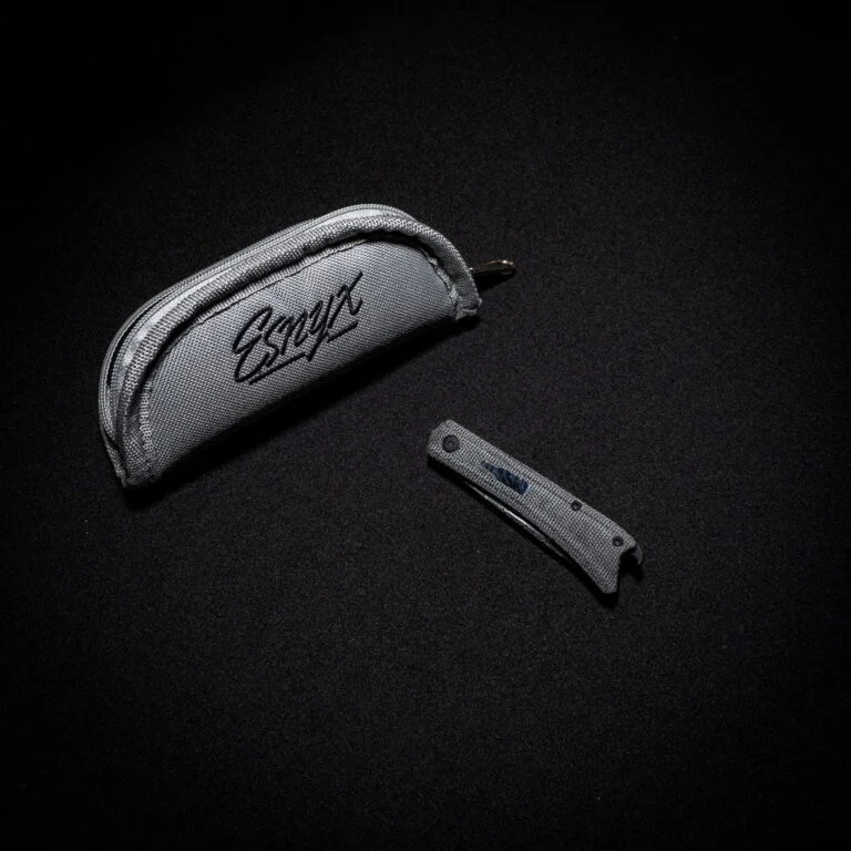 Esnyx BEER BUSTER JR. FRONT FLIPPER Damasteel Etched Finish, Black PVD Titanium, Black Micarta Handles
