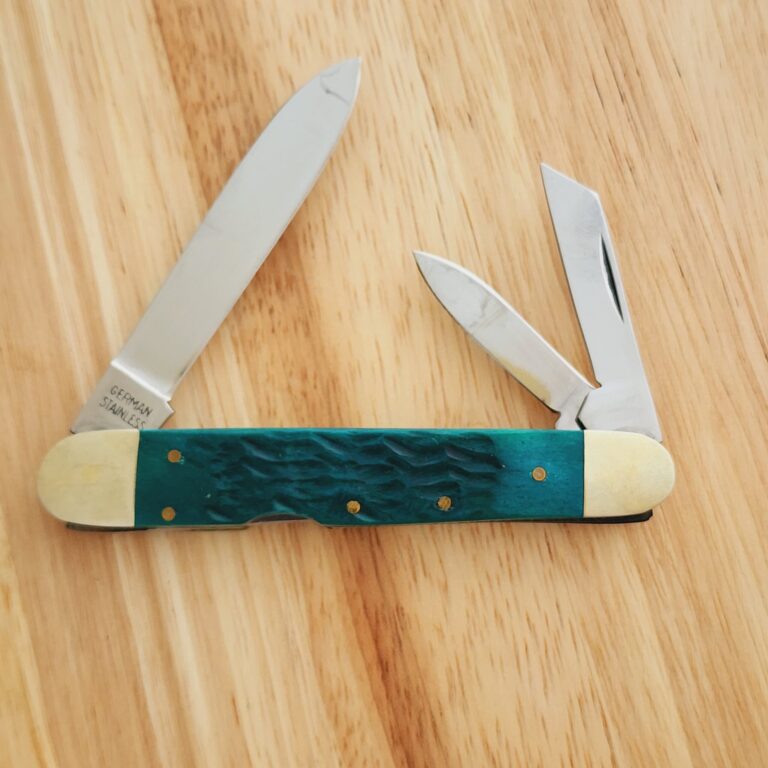 Frost Cutlery Lock Back Whittler in Jigged Green Bone and German Stainless Steel knives for sale