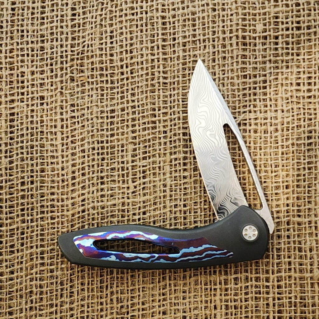 Sharp By Design Apex Timascus Inlays, polished Damasteel blade. Gecko ...