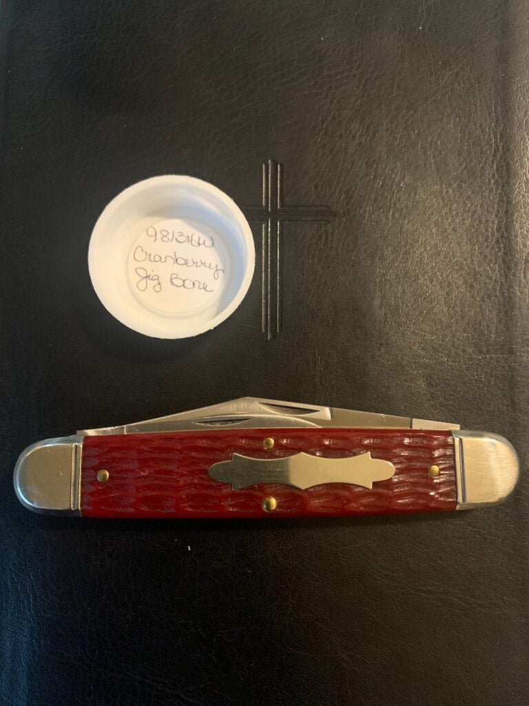 Great Eastern Cutlery #981316 W Cranberry Jigged Bone knives for sale