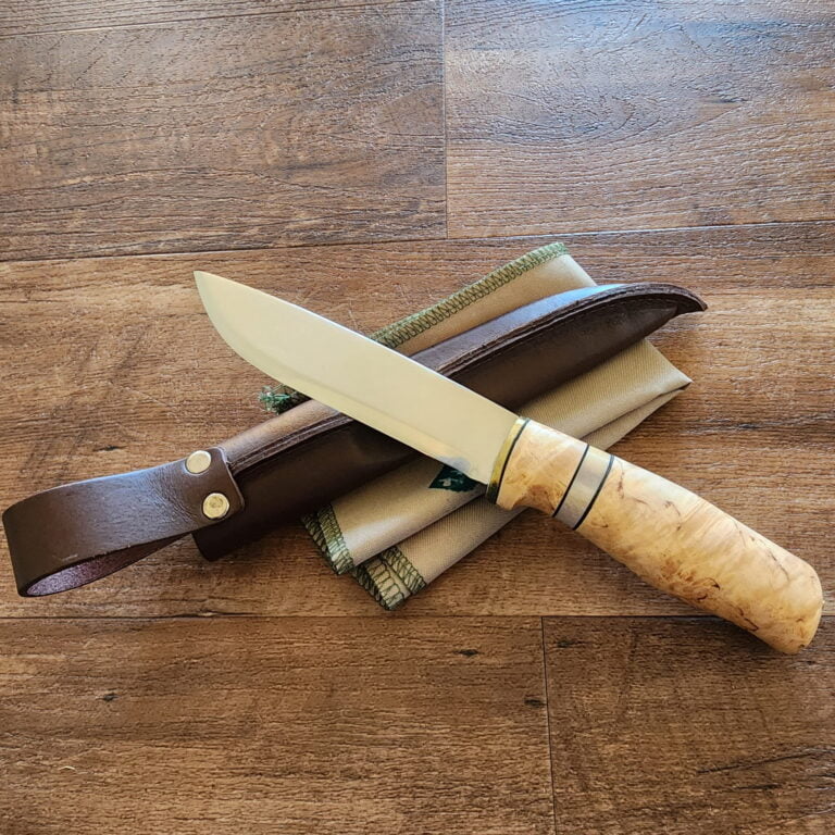 Helle Sylvsteinen #44 knives for sale