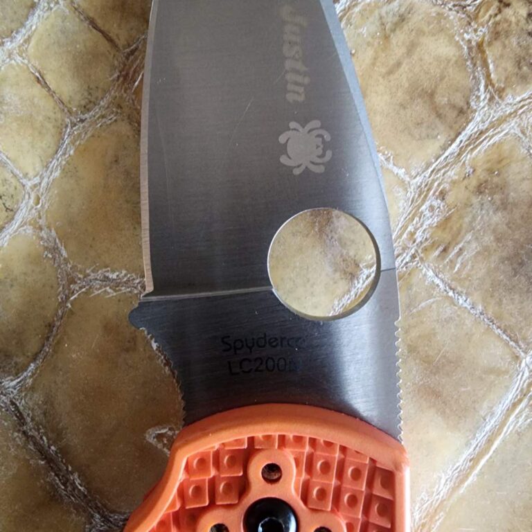Spyderco Native 5 Salt (orange rit dye frn, light use - knife only, no box) knives for sale