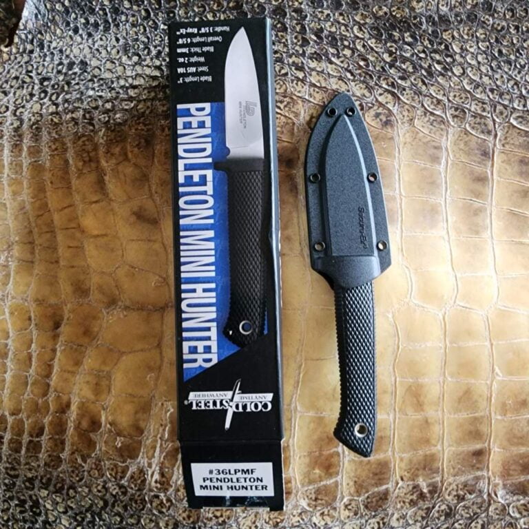 Cold Steel Pendleton Mini Hunter (bnib, belt attachment not included) knives for sale