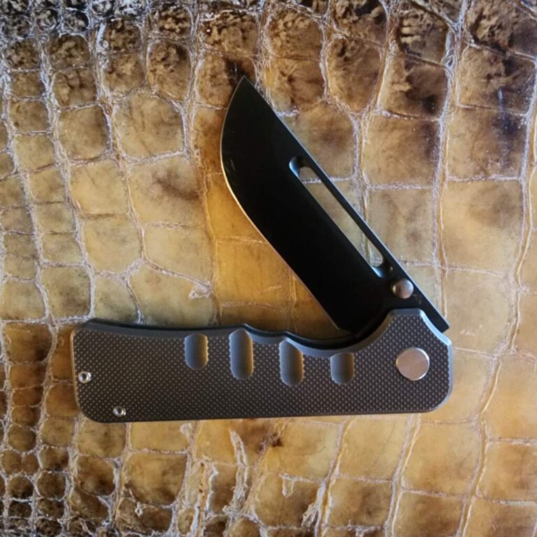 AM8 Elgar Liner Lock in S90V with Thumb Stud and Textured Scales used knives for sale