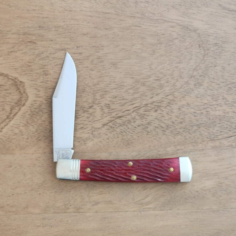 Great Eastern Cutlery #941121 Garnet Jigged Bone knives for sale