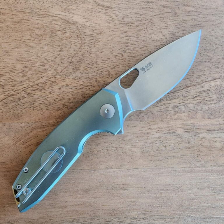 Giant Mouse Tribeca in Green Titanium knives for sale