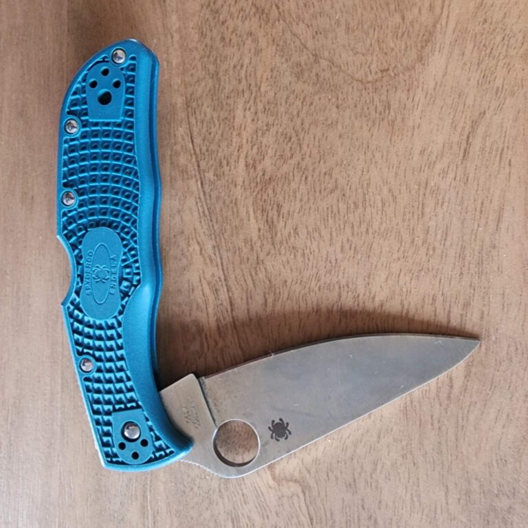 SPYDERCO C243FPK390 ENDELLA BLUE K390 IV knives for sale