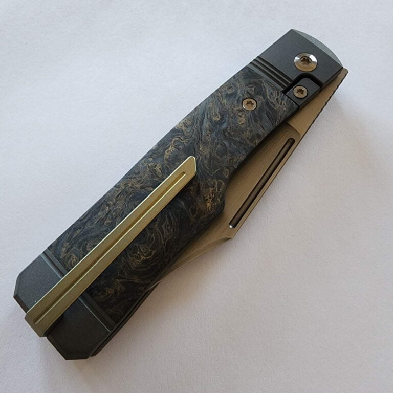 GUNSLINGER JACK - FAT CARBON DARK MATTER GOLD HAND SATIN (Discounted Cosmetic Second) knives for sale