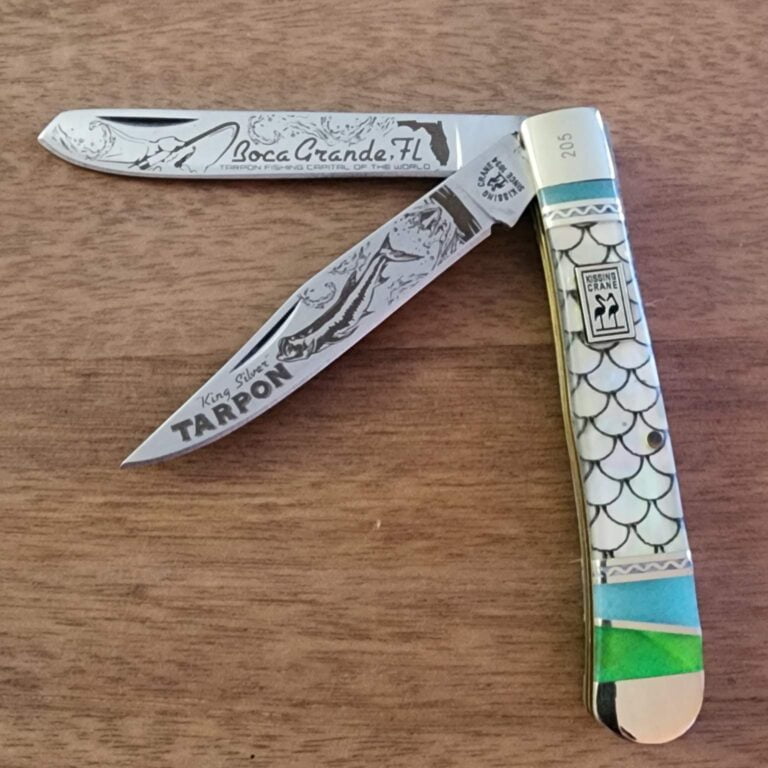 Kissing Crane Trapper knives for sale