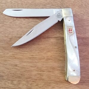 Kissing Crane Trapper knives for sale