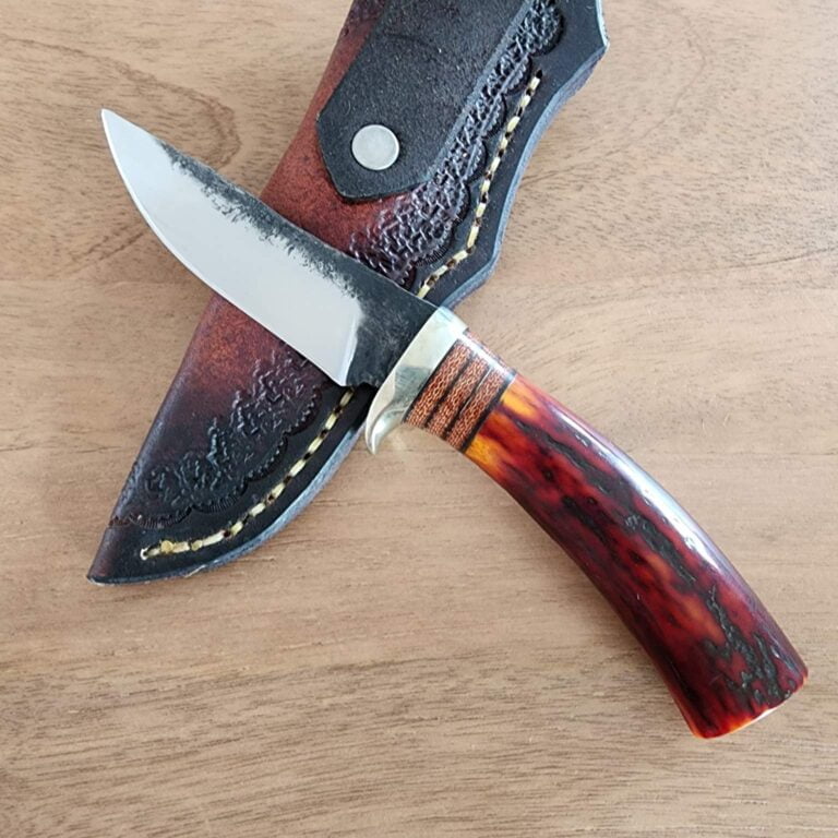 Old Towne Cutlery Hunter in Amber Stag and 1084 knives for sale