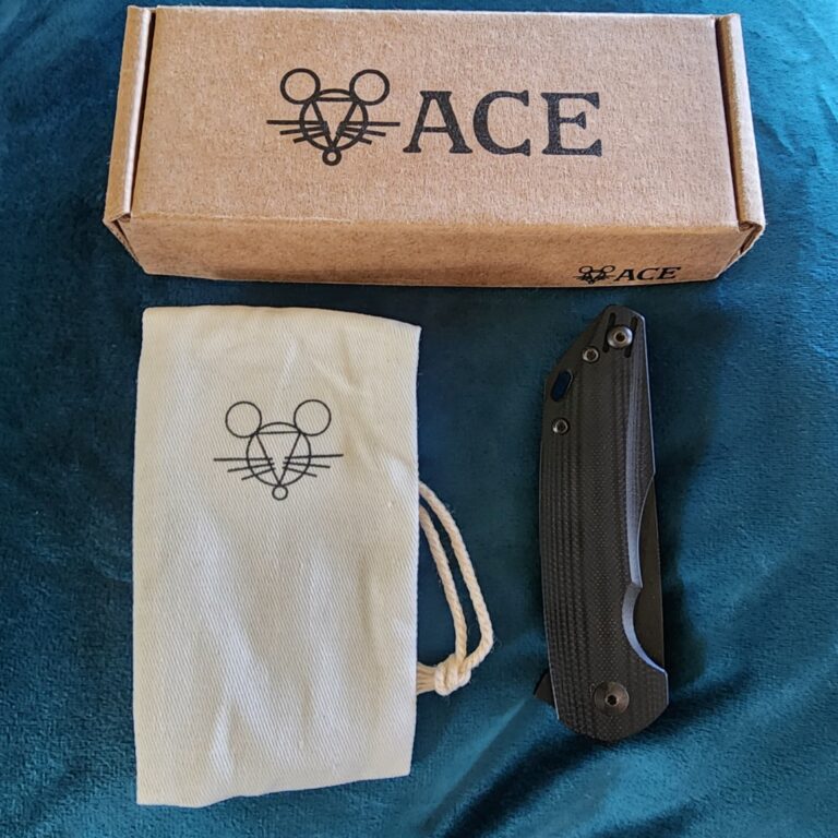 Giant Mouse ACE Corta Blackout Discounted "Rescue Mouse" knives for sale