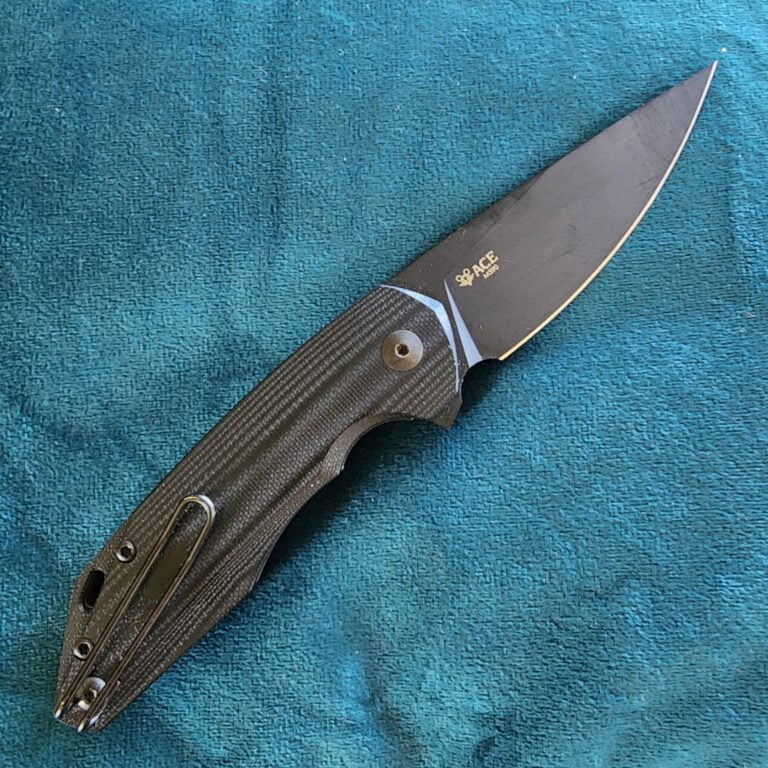 Giant Mouse ACE Corta Blackout Discounted "Rescue Mouse" knives for sale