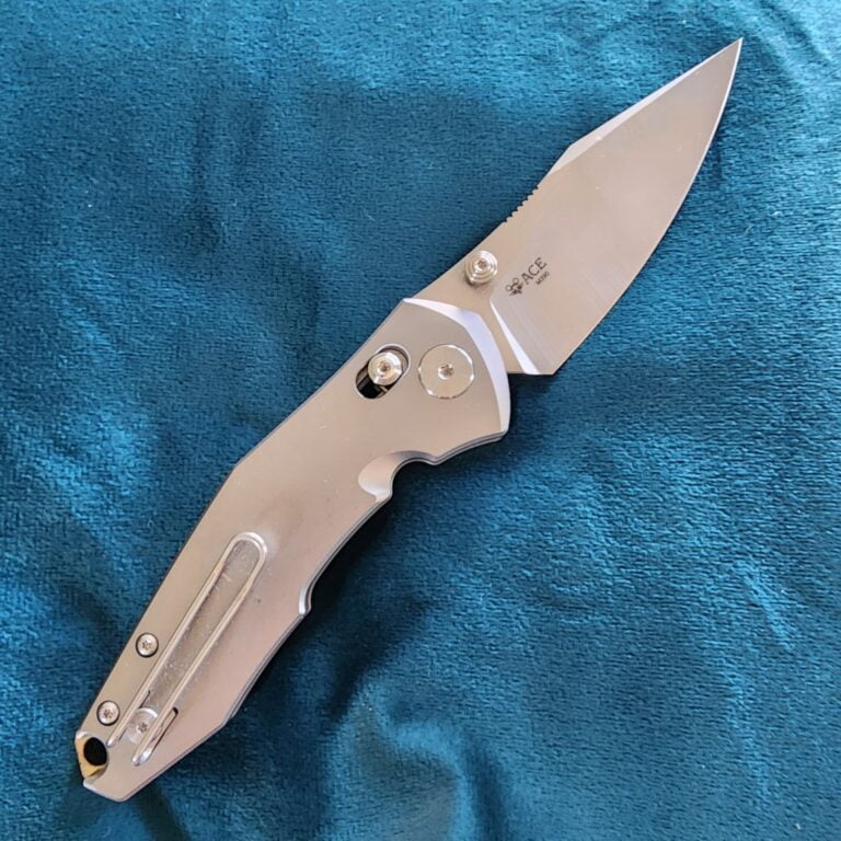 Giant Mouse ACE Nazca Titanium M390 Discounted "Rescue Mouse" knives for sale