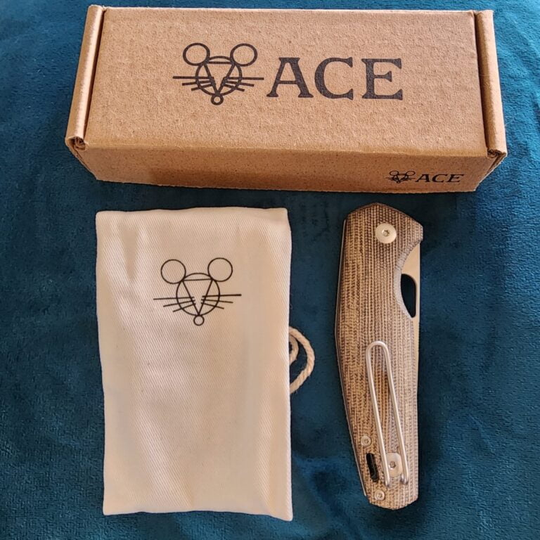 Giant Mouse ACE Vanadis Biblo-XL-Blue G10 knives for sale