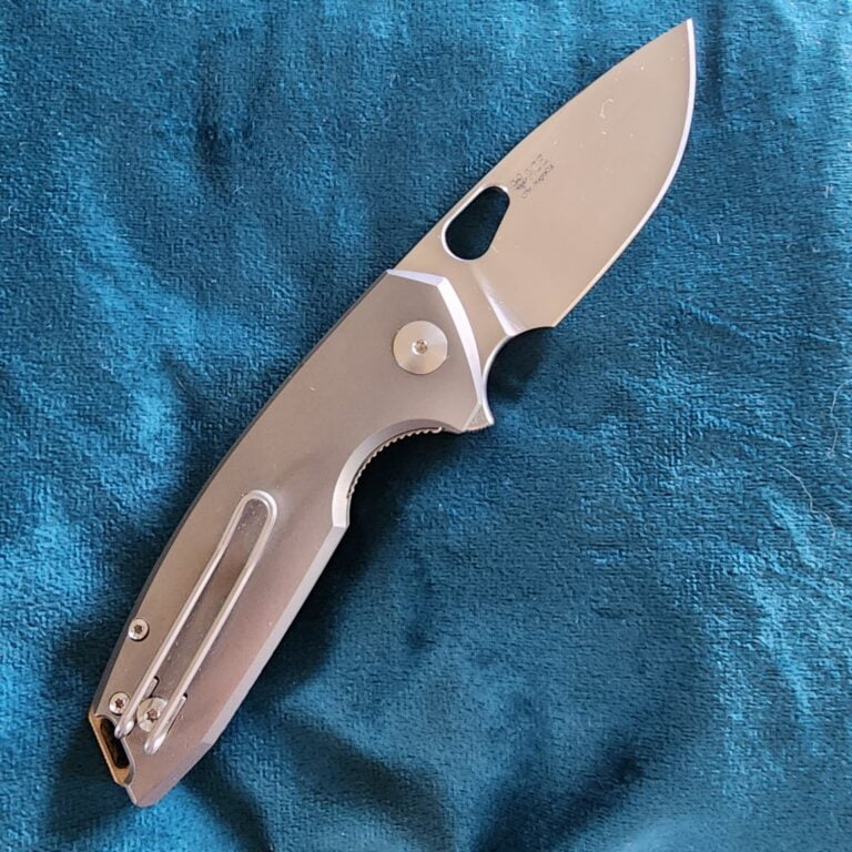 Giant Mouse ACE Vanadis Biblo-XL-Blue G10 knives for sale