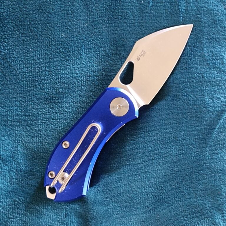 Giant Mouse ACE Nibbler Blue Aluminum Discounted "Rescue Mouse" knives for sale