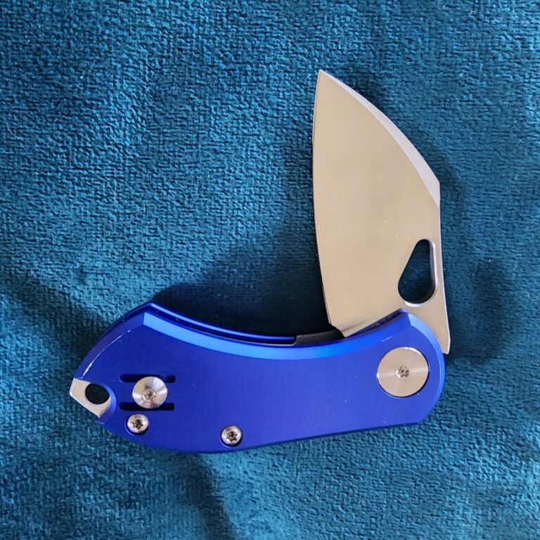 Giant Mouse ACE Nibbler Blue Aluminum Discounted "Rescue Mouse" knives for sale