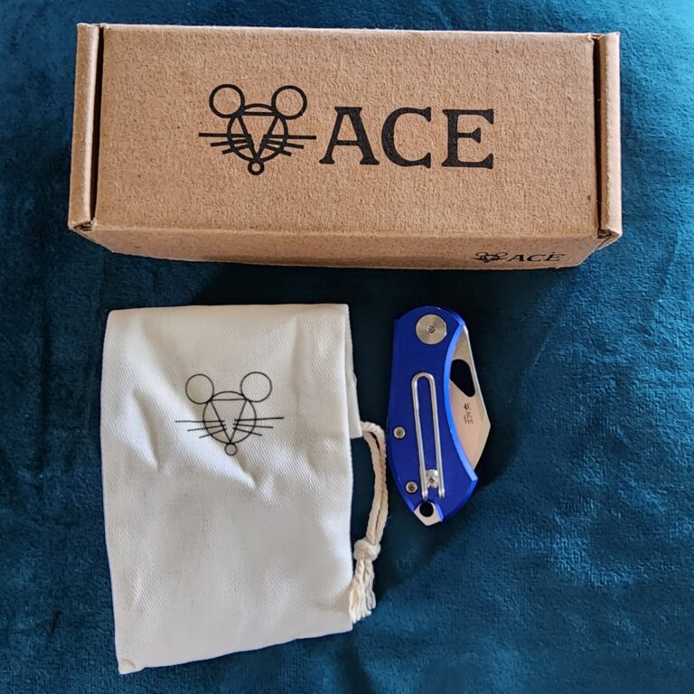 Giant Mouse ACE Nibbler Blue Aluminum Discounted "Rescue Mouse" knives for sale