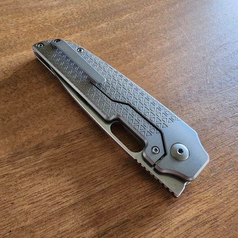 Kizer Varatas By Jacob Linquist featuring a S35VN Stone Washed Blade and Titanium Handle knives for sale