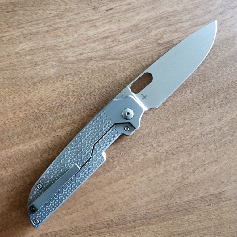 Kizer Varatas By Jacob Linquist featuring a S35VN Stone Washed Blade and Titanium Handle knives for sale