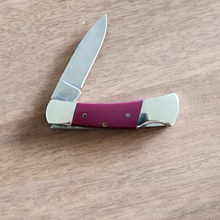 Case XX USA 30466 Lockback in Mulberry Smooth Synthetic (used) knives for sale