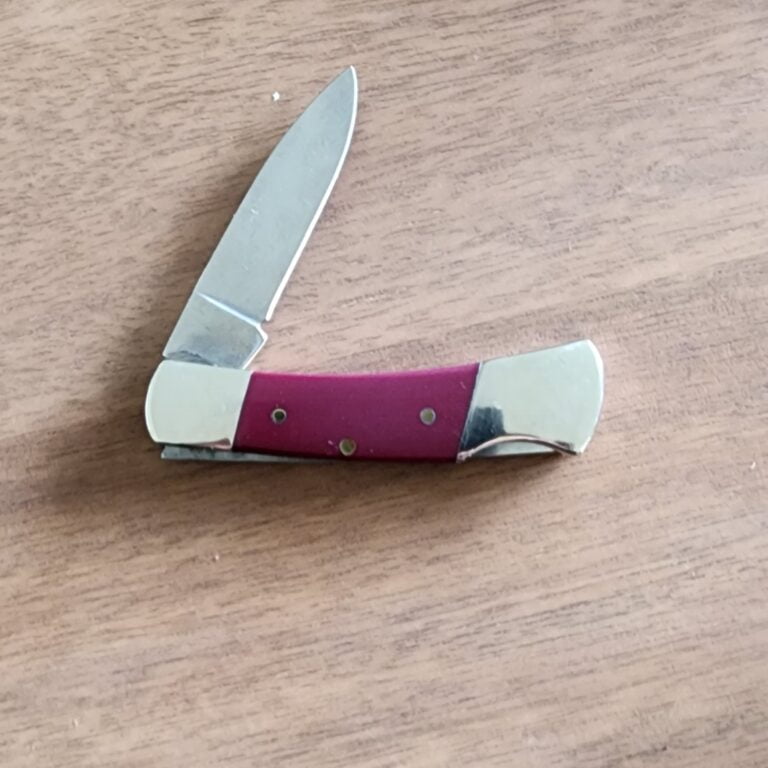 Case XX USA 30466 Lockback in Mulberry Smooth Synthetic (used) knives for sale