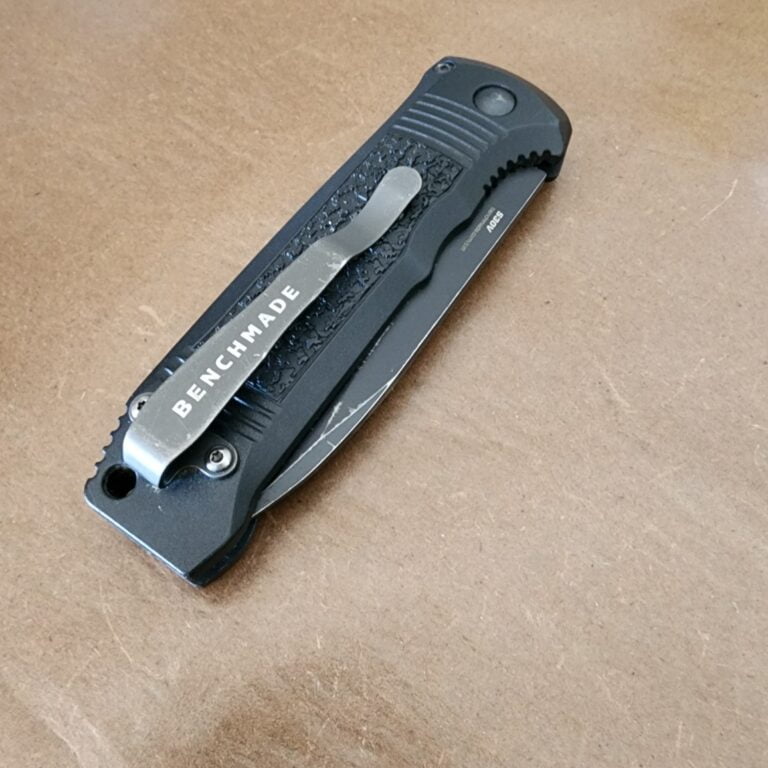 Benchmade 4400 USA S30V (Used) knives for sale