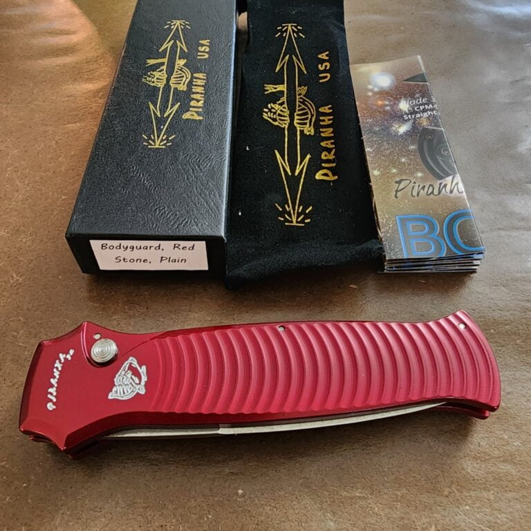 Piranha USA Bodyguard Red, Stone, Plain P6RT knives for sale