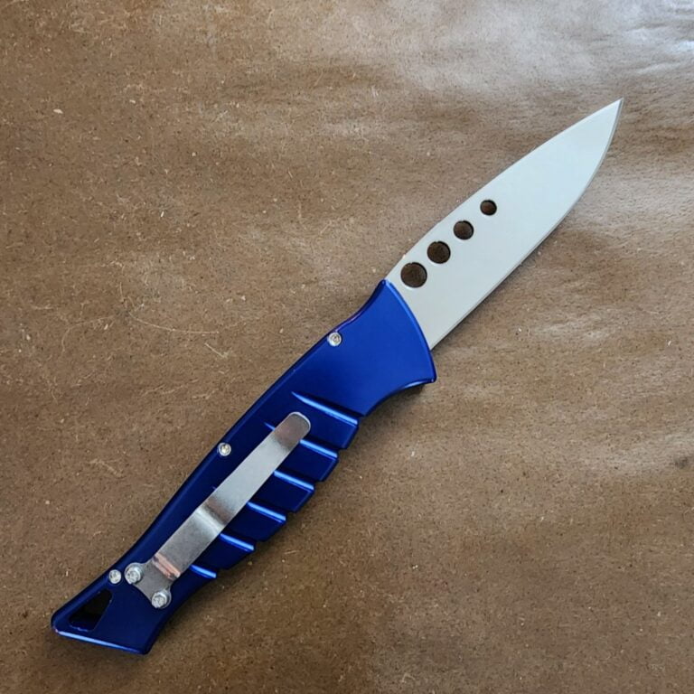 Piranha USA Amazon, Blue, Mirror, Plain P3B knives for sale