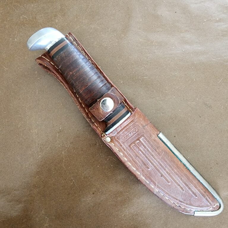 Case XX USA Vintage 362 Sheath Knife in Stacked Leather knives for sale