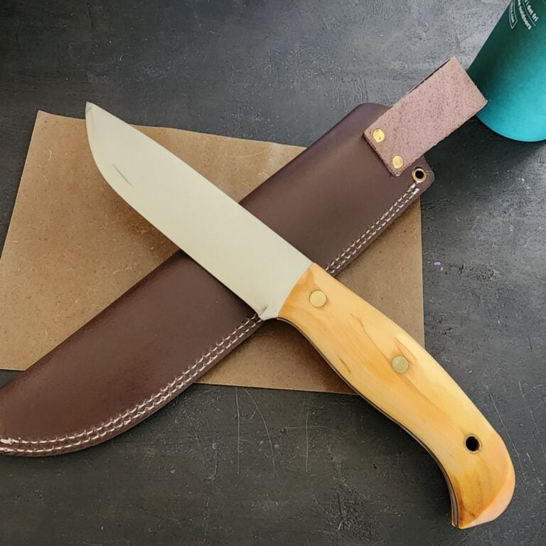 Helle 670 Nord 14C28N knives for sale