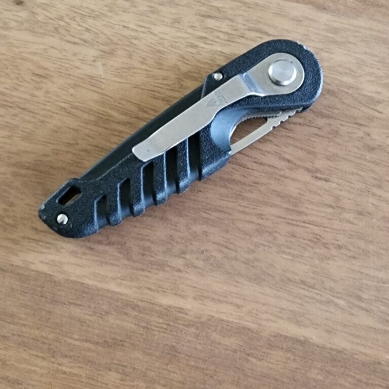 Buck USA Liner Lock USED knives for sale